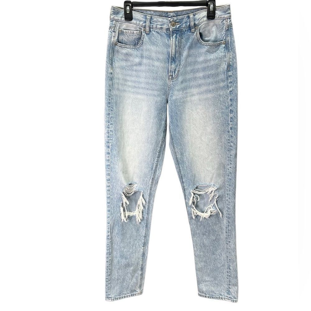 American Eagle ripped mom jeans size 8 X-Long (tall)